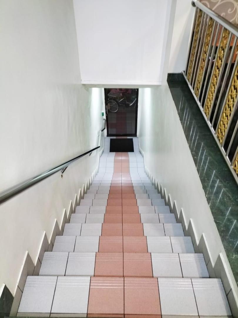 Faber Inn Bintulu Exterior photo
